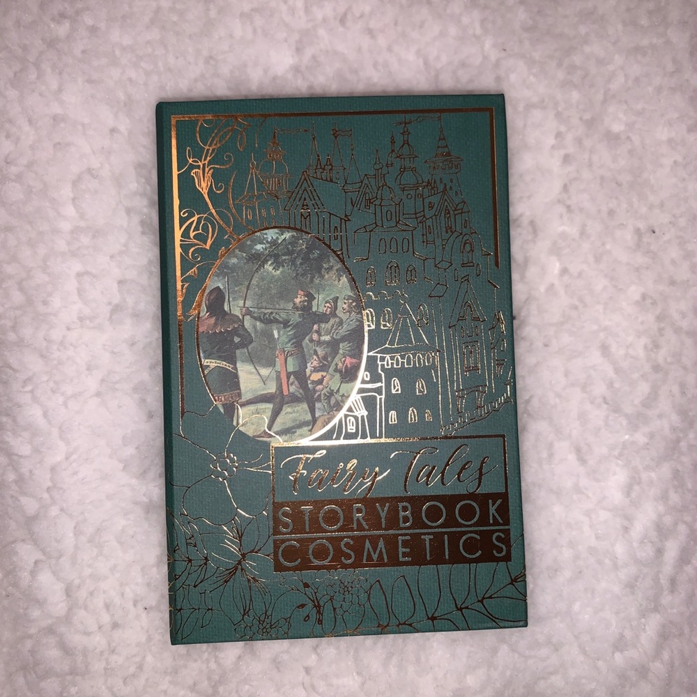 Storybook eyeshadow pallet